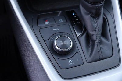 2025 Toyota RAV4 Hybrid XLE Premium