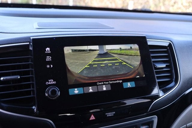 2022 Honda Pilot Touring 8-Passenger