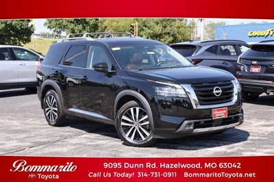 2023 Nissan Pathfinder Platinum