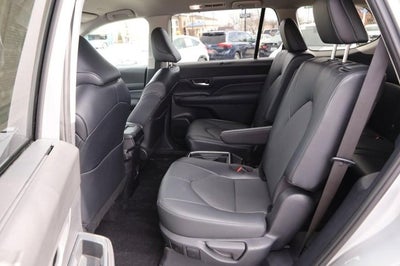 2025 Toyota Grand Highlander XLE