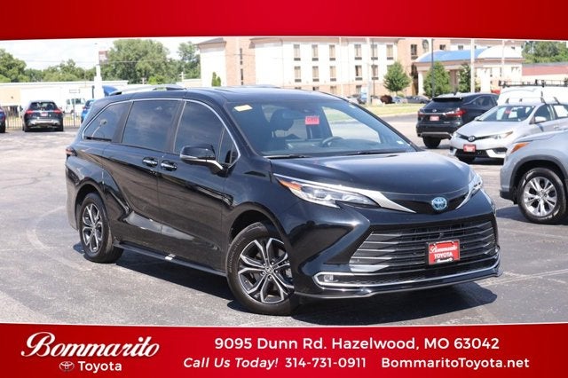 2025 Toyota Sienna Platinum
