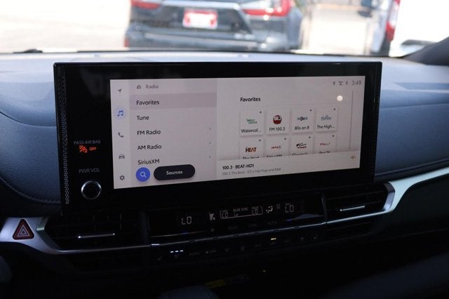 2025 Toyota Sienna Platinum