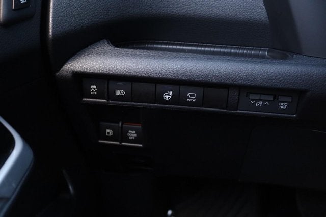 2025 Toyota Sienna Platinum