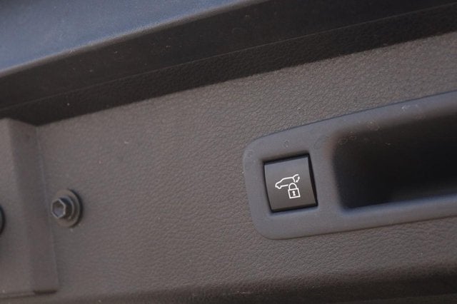 2025 Toyota Sienna Platinum