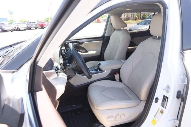 2021 Toyota Highlander Platinum