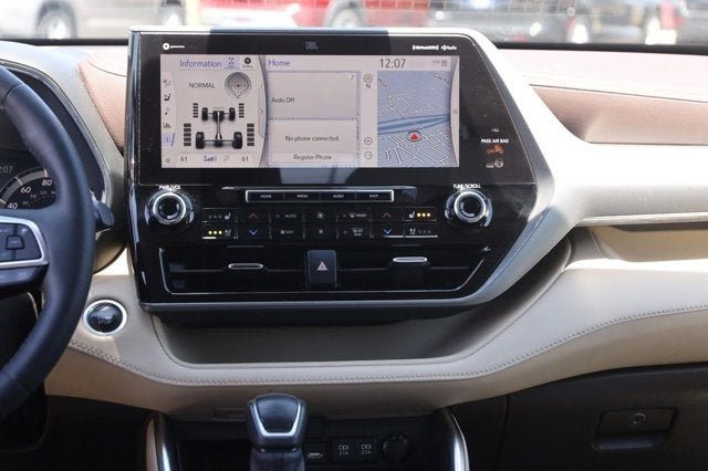 2021 Toyota Highlander Platinum