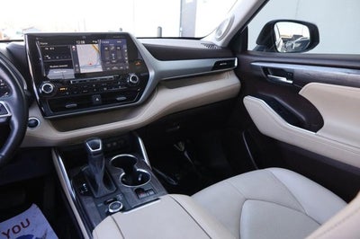 2021 Toyota Highlander Platinum