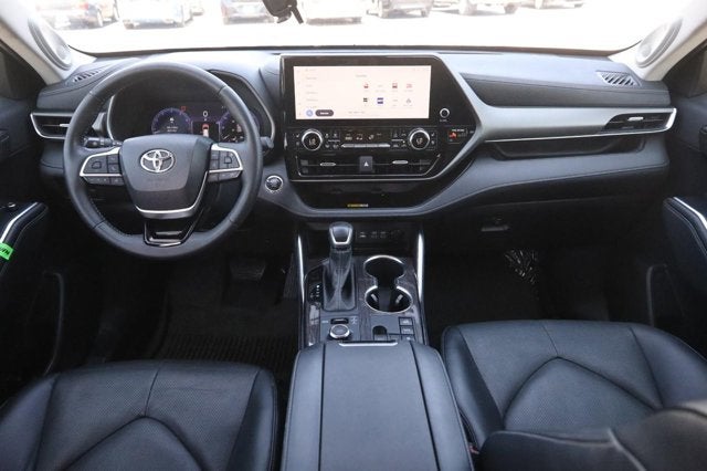 2023 Toyota Highlander Limited