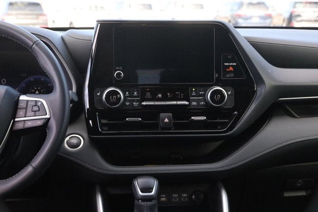 2025 Toyota Highlander XSE