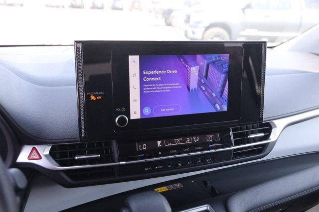 2025 Toyota Sienna LE