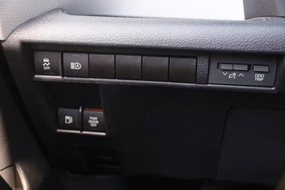 2025 Toyota Sienna LE