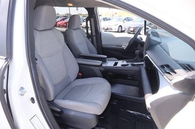 2025 Toyota Sienna LE