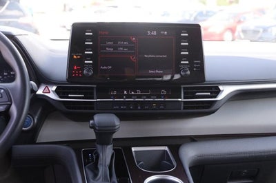 2024 Toyota Sienna LE