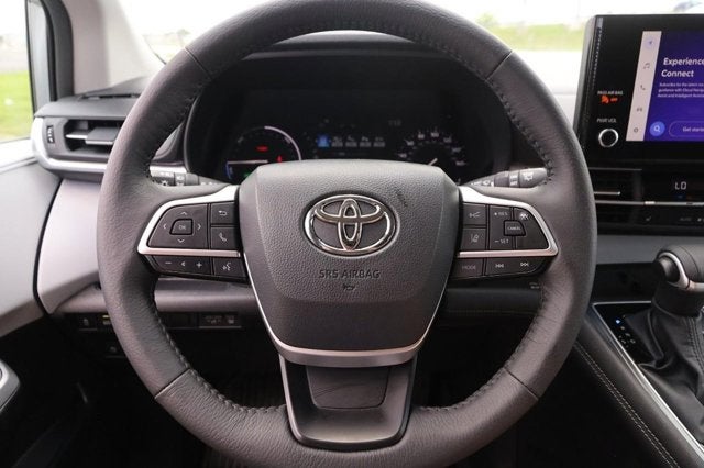 2025 Toyota Sienna XLE
