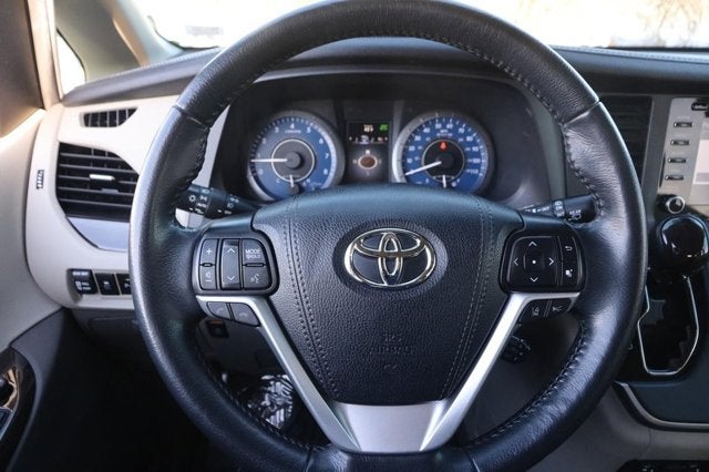2020 Toyota Sienna Limited Premium