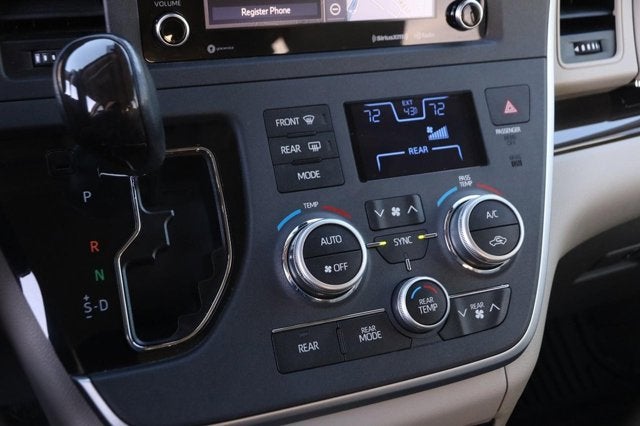 2020 Toyota Sienna Limited Premium