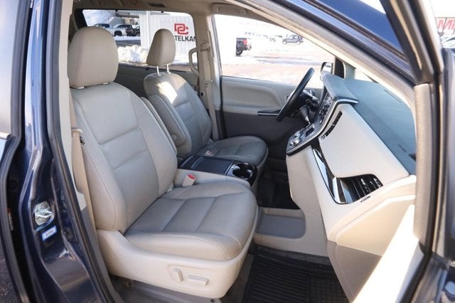 2020 Toyota Sienna Limited Premium