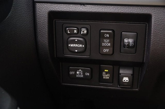 2015 Toyota Tundra 4WD Truck Platinum