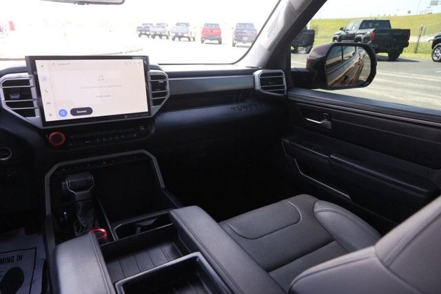 2022 Toyota Tundra 4WD SR5