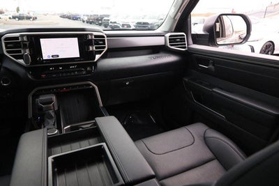 2024 Toyota Tundra 4WD SR5