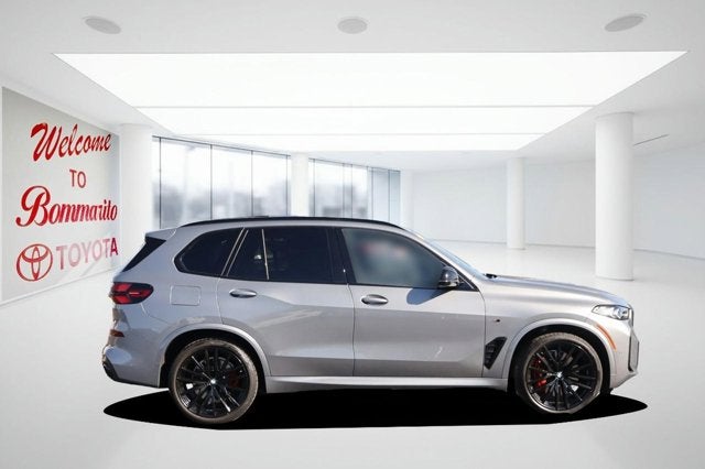 2025 BMW X5 M60i