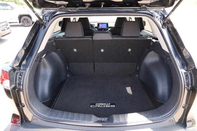 2025 Toyota Corolla Cross LE