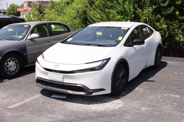 2025 Toyota Prius LE