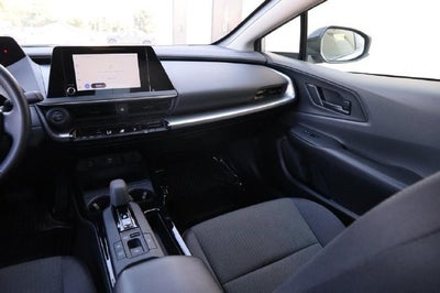 2025 Toyota Prius LE