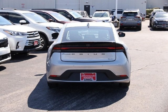 2025 Toyota Prius LE