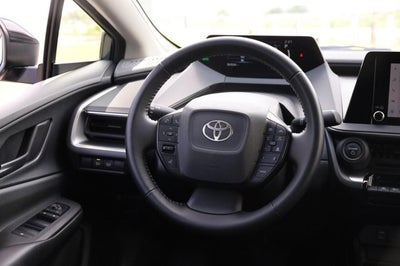 2025 Toyota Prius LE
