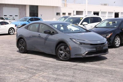 2025 Toyota Prius LE