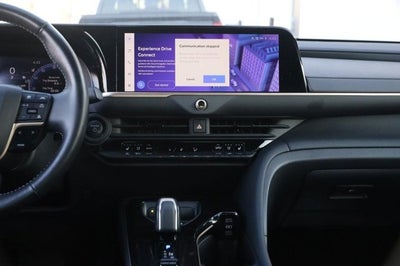 2025 Toyota Crown Platinum