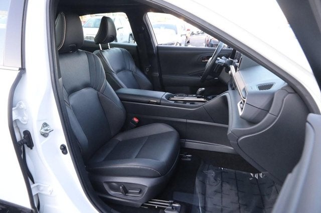 2025 Toyota Crown Platinum