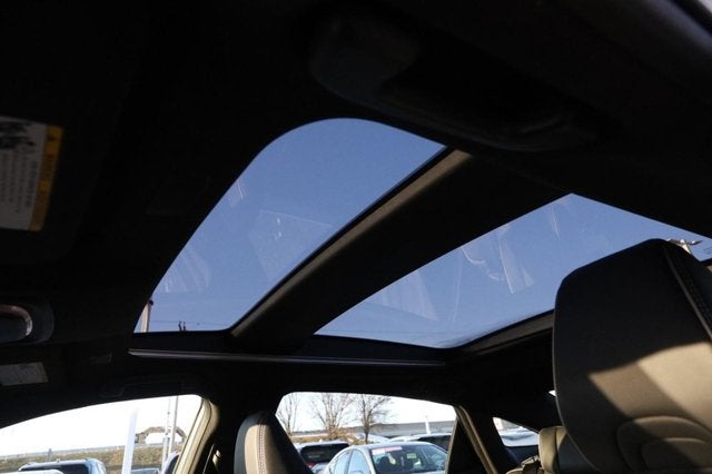 2025 Toyota Crown Platinum