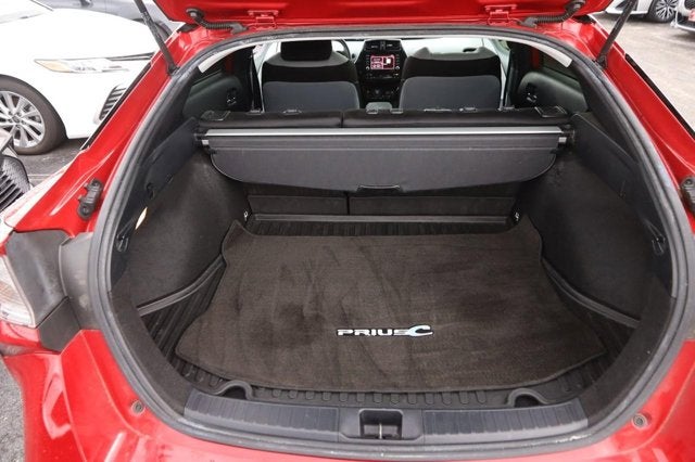 2021 Toyota Prius LE
