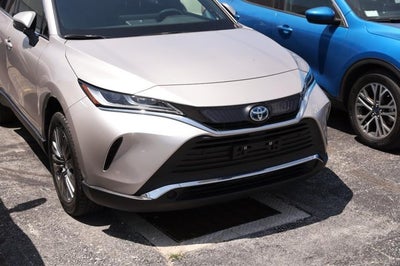 2022 Toyota Venza XLE