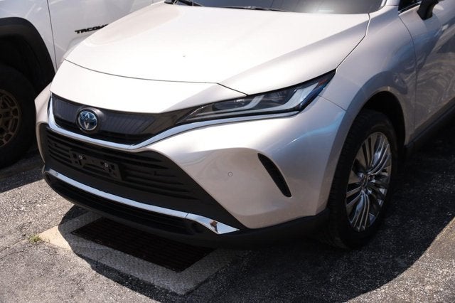 2022 Toyota Venza XLE