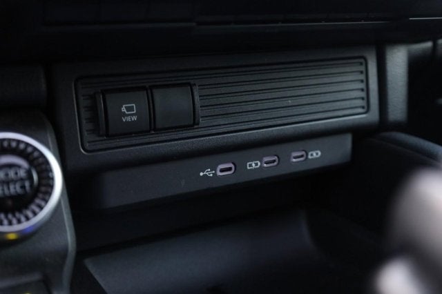 2024 Toyota Land Cruiser 4WD (Natl)