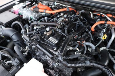 2024 Toyota Land Cruiser 4WD (Natl)