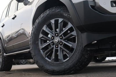 2024 Toyota Land Cruiser 4WD (Natl)
