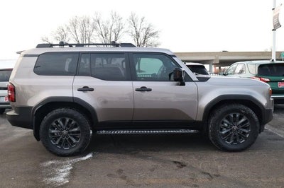 2024 Toyota Land Cruiser 4WD (Natl)