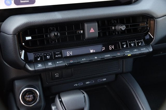 2026 Toyota Land Cruiser 4WD (Natl)