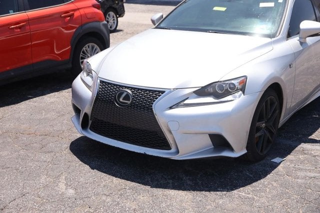 2016 Lexus IS 350 4dr Sdn RWD