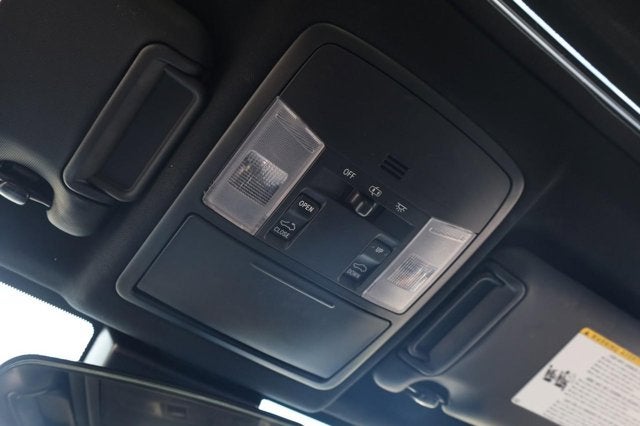 2017 Toyota RAV4 Hybrid SE