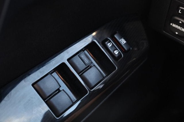 2017 Toyota RAV4 Hybrid SE