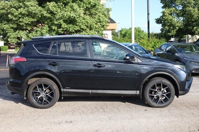2017 Toyota RAV4 Hybrid SE