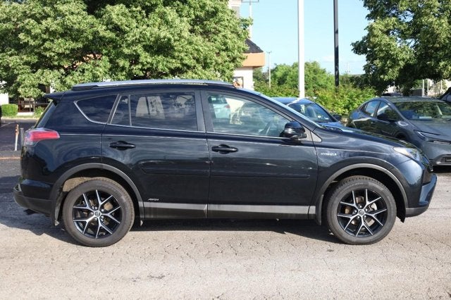 2017 Toyota RAV4 Hybrid SE