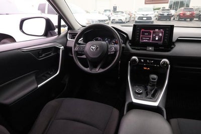 2022 Toyota RAV4 Hybrid LE