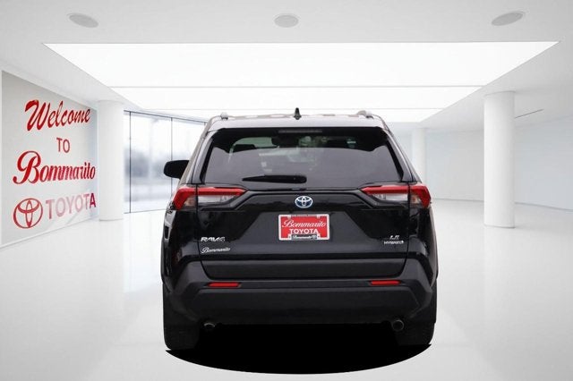 2022 Toyota RAV4 Hybrid LE