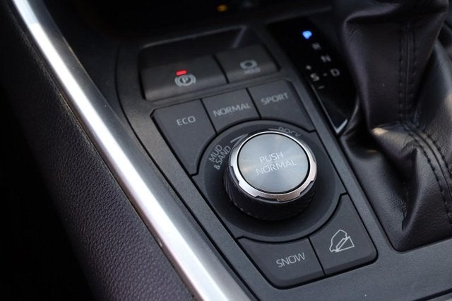 2020 Toyota RAV4 Limited